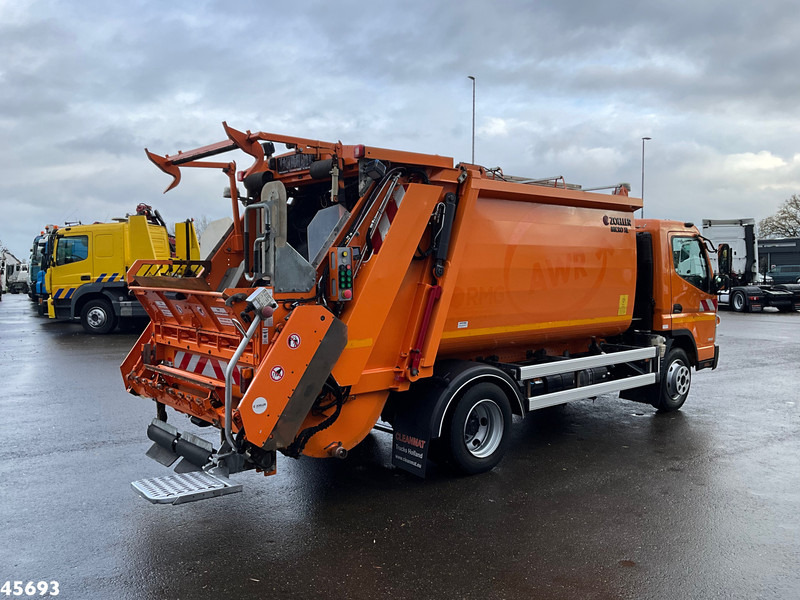 FUSO Canter 9C18 Euro 6 Zoeller 7m³ Just 176.158 km! - Vuilniswagen: afbeelding 4 FUSO Canter 9C18 Euro 6 Zoeller 7m³ Just 176.158 km! - Vuilniswagen: afbeelding 4