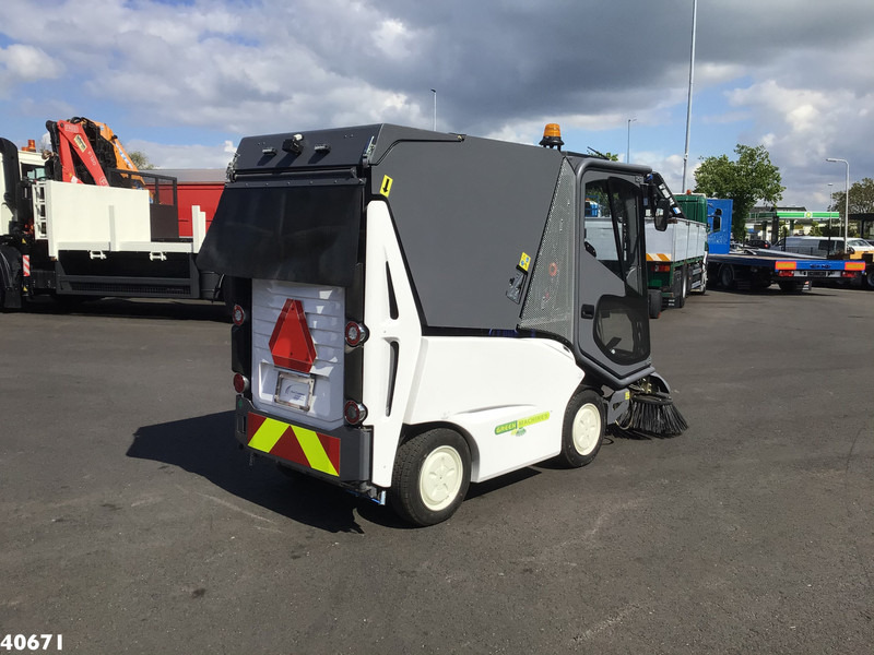 Green machine GM500H2 Hydrogen Waterstof Sweeper - Veegwagen: afbeelding 4 Green machine GM500H2 Hydrogen Waterstof Sweeper - Veegwagen: afbeelding 4