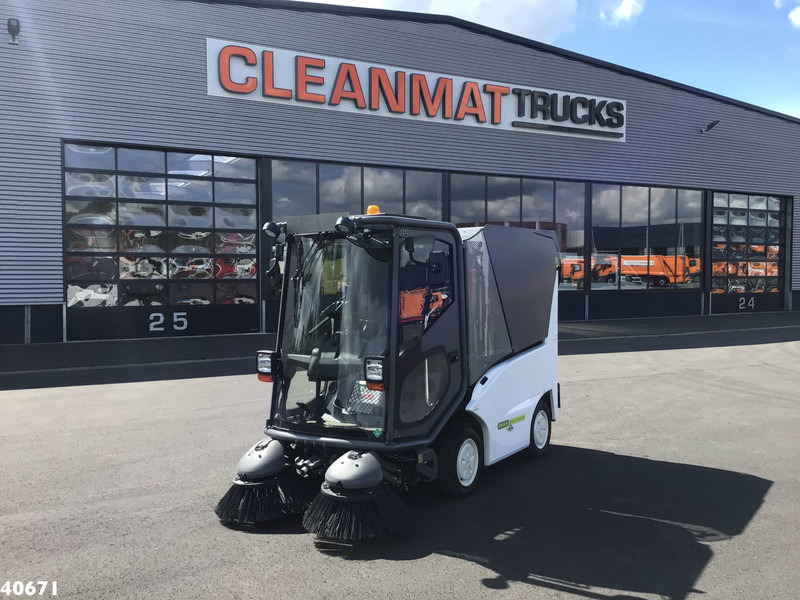 Green machine GM500H2 Hydrogen Waterstof Sweeper - Veegwagen: afbeelding 2 Green machine GM500H2 Hydrogen Waterstof Sweeper - Veegwagen: afbeelding 2
