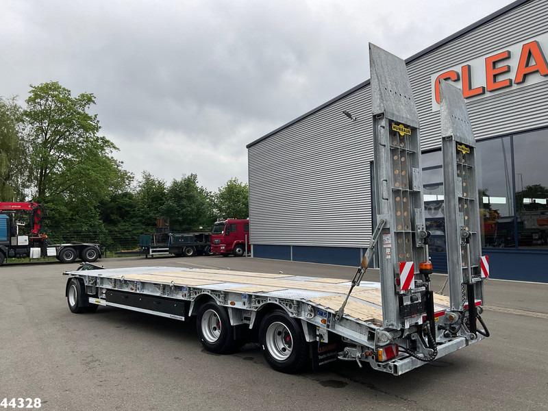 Humbaur 3-assige aanhangwagen met oprijrampen - Autotransport aanhangwagen: afbeelding 2 Humbaur 3-assige aanhangwagen met oprijrampen - Autotransport aanhangwagen: afbeelding 2