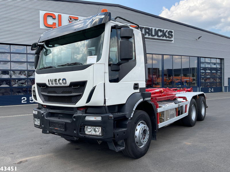 Iveco AD260T 6x4 Euro 6 AJK 20 haakarmsysteem - Haakarmsysteem vrachtwagen: afbeelding 2 Iveco AD260T 6x4 Euro 6 AJK 20 haakarmsysteem - Haakarmsysteem vrachtwagen: afbeelding 2