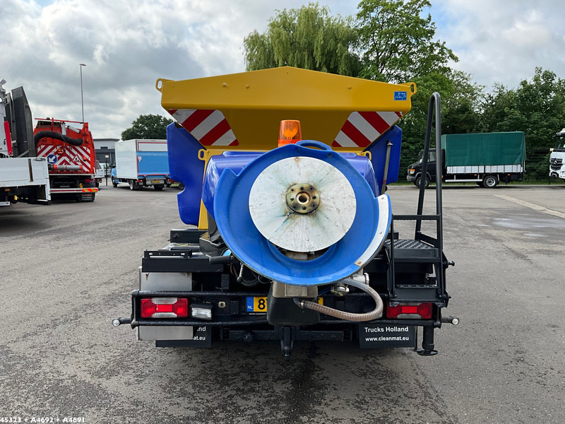 Iveco Daily 70C17 Nido zoutstrooier - Sneeuwruimer: afbeelding 5 Iveco Daily 70C17 Nido zoutstrooier - Sneeuwruimer: afbeelding 5