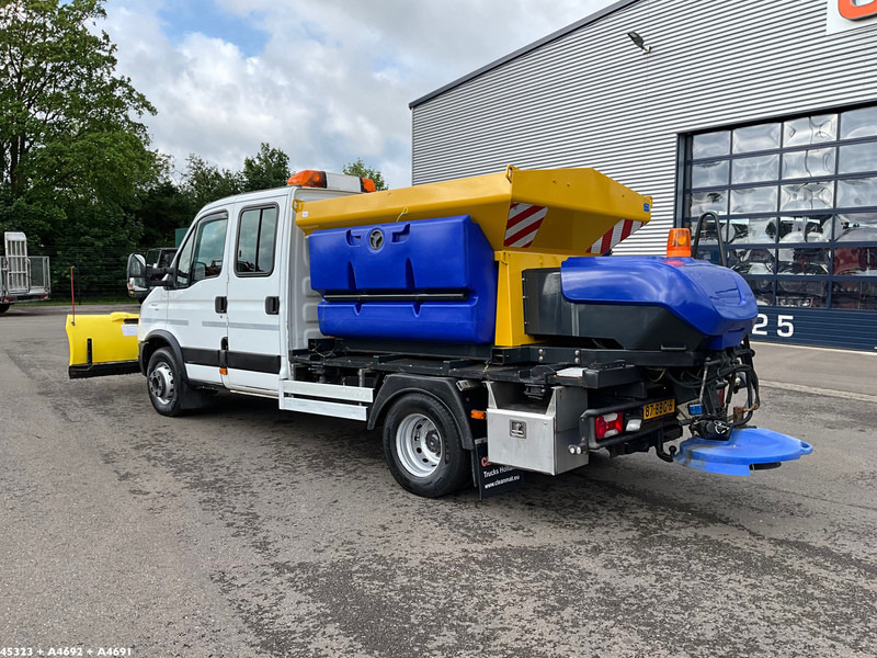 Iveco Daily 70C17 Nido zoutstrooier - Sneeuwruimer: afbeelding 2 Iveco Daily 70C17 Nido zoutstrooier - Sneeuwruimer: afbeelding 2