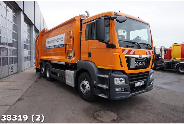 MAN TGS 26.320 Euro 6 23m³ Just 110.692 km! - Vuilniswagen: afbeelding 4 MAN TGS 26.320 Euro 6 23m³ Just 110.692 km! - Vuilniswagen: afbeelding 4