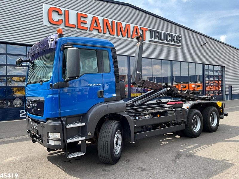 MAN TGS 26.400 6x4 Manual Full Steel Just 327.817 km! - Haakarmsysteem vrachtwagen: afbeelding 1 MAN TGS 26.400 6x4 Manual Full Steel Just 327.817 km! - Haakarmsysteem vrachtwagen: afbeelding 1