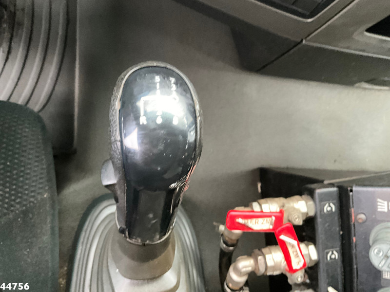 Leasing MAN TGS 26.440 Euro 6 Beam S14000 Wegdekreiniger MAN TGS 26.440 Euro 6 Beam S14000 Wegdekreiniger: afbeelding 20 Leasing MAN TGS 26.440 Euro 6 Beam S14000 Wegdekreiniger MAN TGS 26.440 Euro 6 Beam S14000 Wegdekreiniger: afbeelding 20