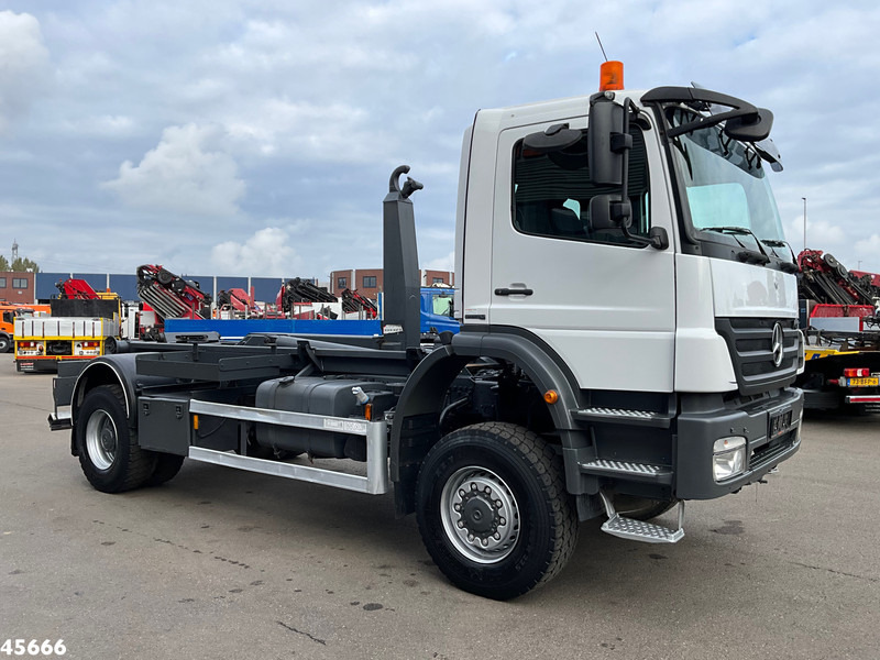 Mercedes-Benz AXOR 1929 4x4 VDL 14 Ton haakarmsysteem Just 208.008 km! - Haakarmsysteem vrachtwagen: afbeelding 3 Mercedes-Benz AXOR 1929 4x4 VDL 14 Ton haakarmsysteem Just 208.008 km! - Haakarmsysteem vrachtwagen: afbeelding 3