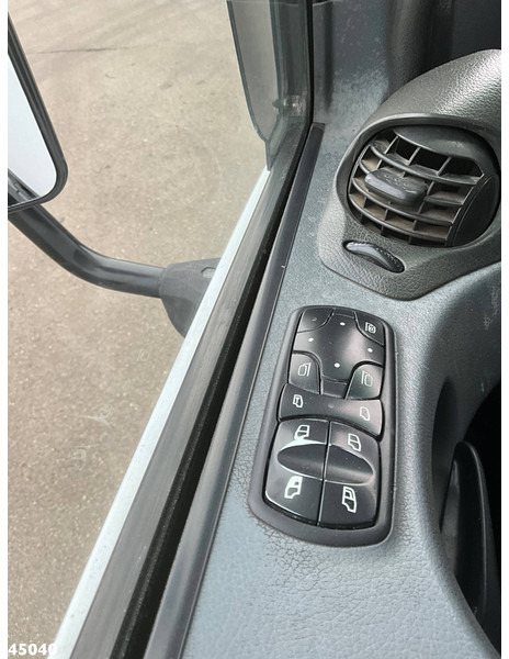 Kraanwagen Mercedes-Benz Actros 4141 8x4 manual Hiab 32 Tonmeter laadkraan + Fly-jib: afbeelding 19 Kraanwagen Mercedes-Benz Actros 4141 8x4 manual Hiab 32 Tonmeter laadkraan + Fly-jib: afbeelding 19