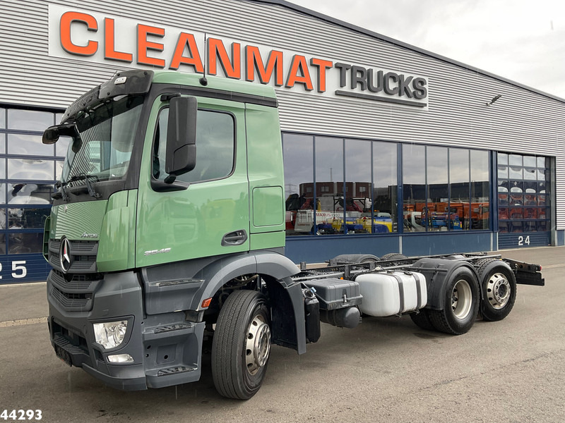 Mercedes-Benz Antos 2545 Euro 6 Chassis Cabine - Chassis vrachtwagen: afbeelding 1 Mercedes-Benz Antos 2545 Euro 6 Chassis Cabine - Chassis vrachtwagen: afbeelding 1