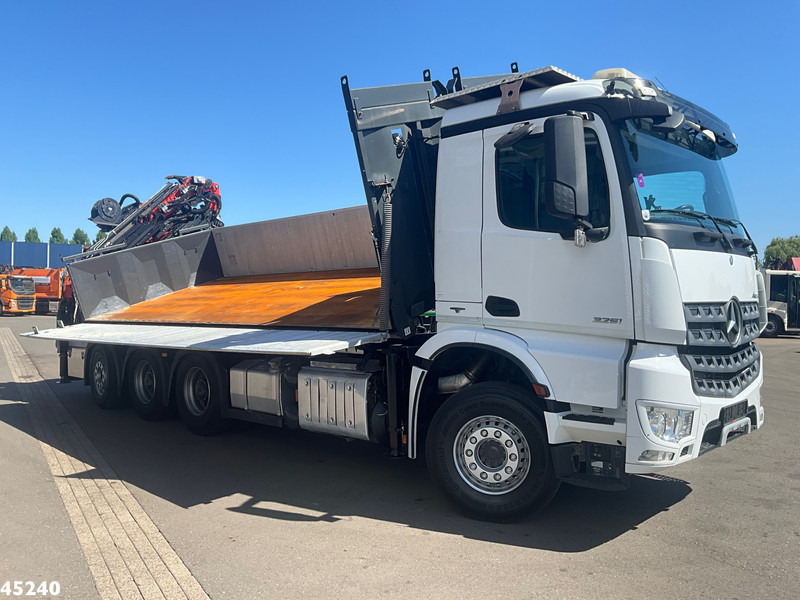 Mercedes-Benz Arocs 3251 8x4 Euro 6 Retarder Palfinger 34 Tonmeter laadkraan + Fly-Jib 2 zijdige kipper Just 146.766 km! - Kipper vrachtwagen, Kraanwagen: afbeelding 5 Mercedes-Benz Arocs 3251 8x4 Euro 6 Retarder Palfinger 34 Tonmeter laadkraan + Fly-Jib 2 zijdige kipper Just 146.766 km! - Kipper vrachtwagen, Kraanwagen: afbeelding 5
