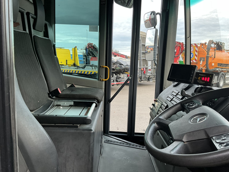 Leasing Mercedes-Benz Econic 2630 RHD Euro 6 Geesink 22m³ Just 160.227 km! Mercedes-Benz Econic 2630 RHD Euro 6 Geesink 22m³ Just 160.227 km!: afbeelding 20 Leasing Mercedes-Benz Econic 2630 RHD Euro 6 Geesink 22m³ Just 160.227 km! Mercedes-Benz Econic 2630 RHD Euro 6 Geesink 22m³ Just 160.227 km!: afbeelding 20