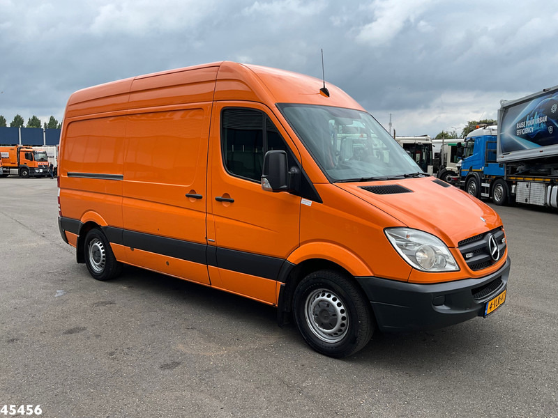 Mercedes-Benz Sprinter 316 1.8 Benzine / CNG - Bakwagen: afbeelding 2 Mercedes-Benz Sprinter 316 1.8 Benzine / CNG - Bakwagen: afbeelding 2