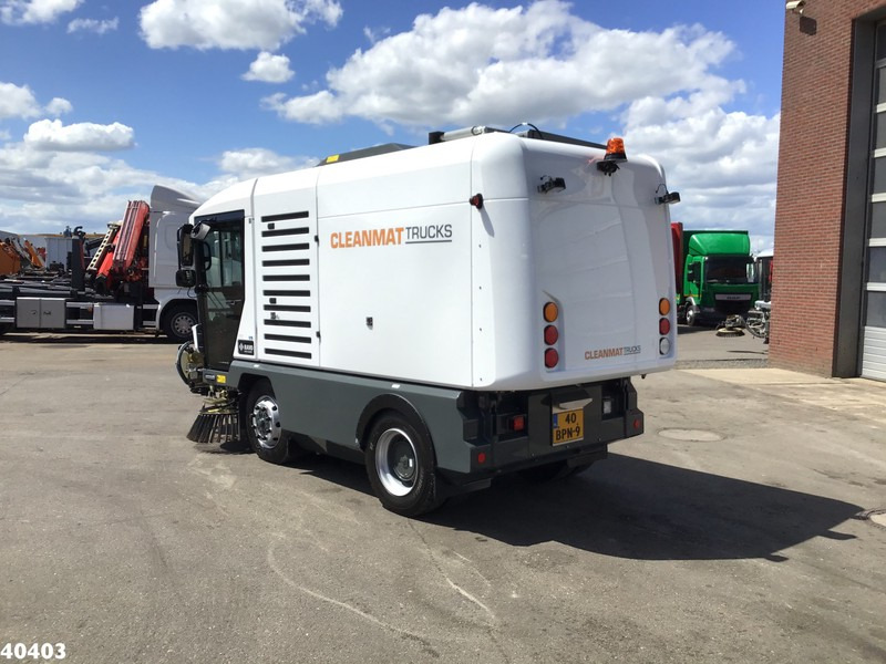 Ravo 5-SERIES 580 with 3-rd brush - Veegwagen: afbeelding 3 Ravo 5-SERIES 580 with 3-rd brush - Veegwagen: afbeelding 3