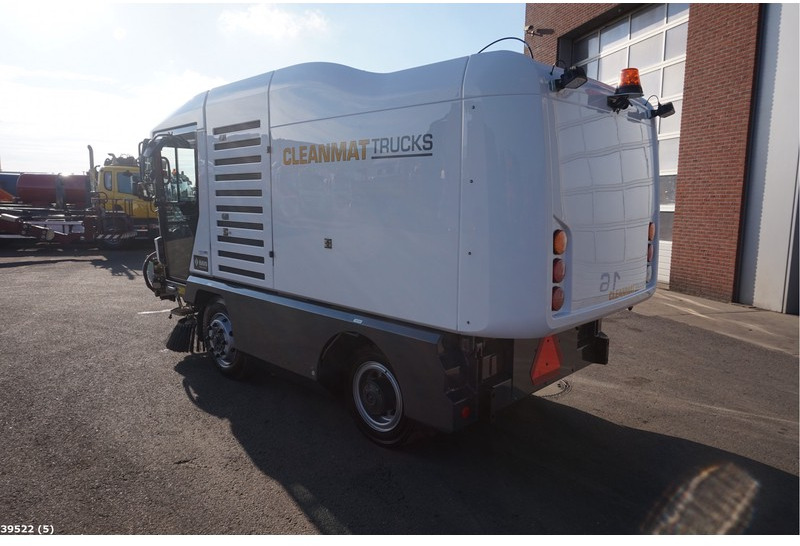 Ravo 540 CD with 3-rd brush - Veegwagen: afbeelding 2 Ravo 540 CD with 3-rd brush - Veegwagen: afbeelding 2