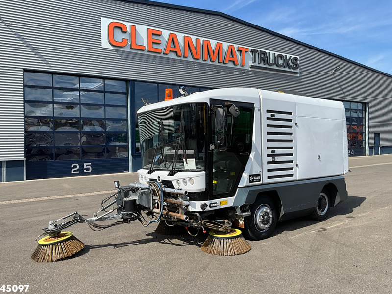 Ravo 540 Euro 6 with 3-rd brush - Veegwagen: afbeelding 2 Ravo 540 Euro 6 with 3-rd brush - Veegwagen: afbeelding 2