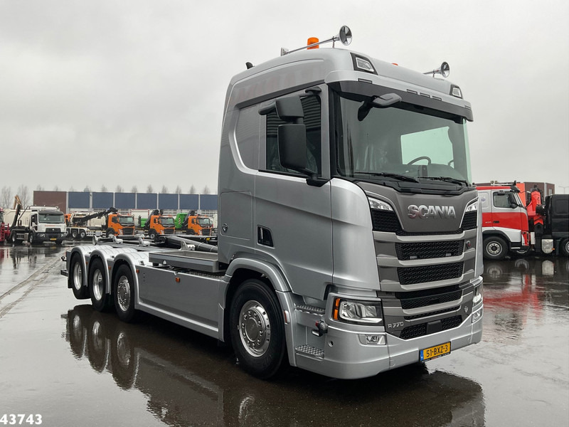 Scania R770 V8 8x2 Euro 6 Retarder Hyvalift 26 Ton NEW AND UNUSED! - Haakarmsysteem vrachtwagen: afbeelding 3 Scania R770 V8 8x2 Euro 6 Retarder Hyvalift 26 Ton NEW AND UNUSED! - Haakarmsysteem vrachtwagen: afbeelding 3