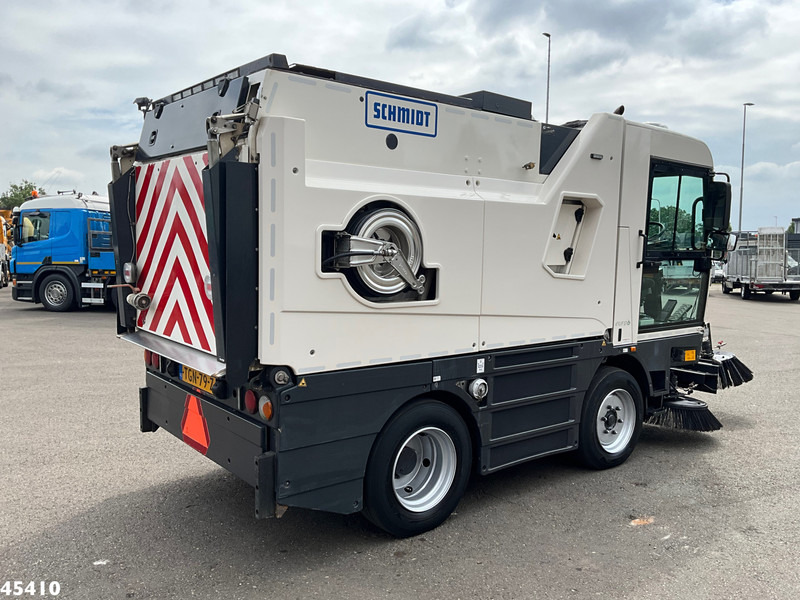 Schmidt Cleango 500 Compact Euro 6 with 3-rd brush - Veegwagen: afbeelding 3 Schmidt Cleango 500 Compact Euro 6 with 3-rd brush - Veegwagen: afbeelding 3