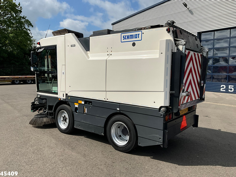 Schmidt Cleango 500 Compact Euro 6 with 3-rd brush - Veegwagen: afbeelding 4 Schmidt Cleango 500 Compact Euro 6 with 3-rd brush - Veegwagen: afbeelding 4