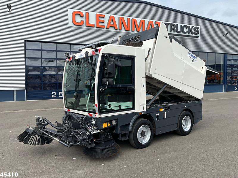 Schmidt Cleango 500 Compact Euro 6 with 3-rd brush - Veegwagen: afbeelding 1 Schmidt Cleango 500 Compact Euro 6 with 3-rd brush - Veegwagen: afbeelding 1