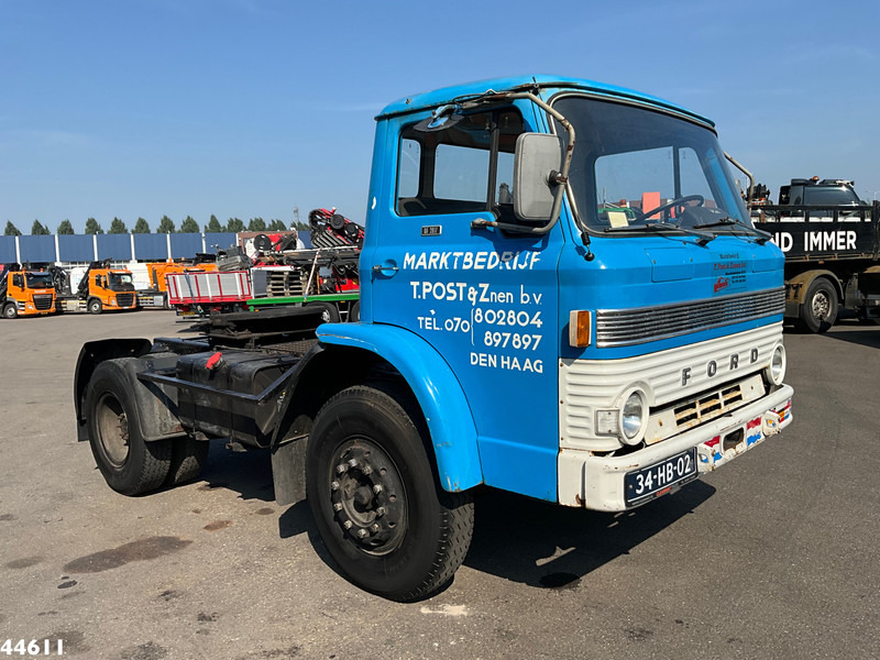Ford DA 2817 - Trekker: afbeelding 2 Ford DA 2817 - Trekker: afbeelding 2