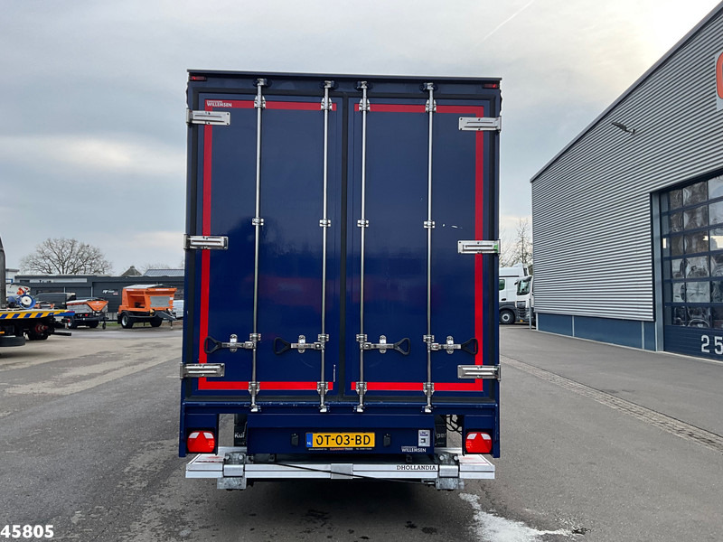Iveco Daily 40C18 BE Trekker + Oplegger met laadklep Just 78.275 km! - Trekker: afbeelding 5 Iveco Daily 40C18 BE Trekker + Oplegger met laadklep Just 78.275 km! - Trekker: afbeelding 5