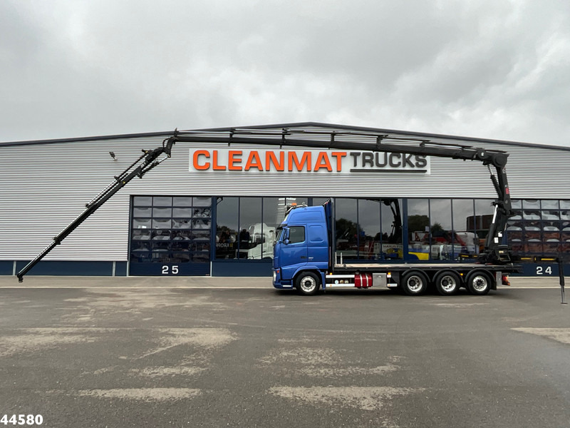 Volvo FH 520 8x4 Euro 5 Hiab 24 Tonmeter laadkraan + Fly-jib - Kraanwagen: afbeelding 1 Volvo FH 520 8x4 Euro 5 Hiab 24 Tonmeter laadkraan + Fly-jib - Kraanwagen: afbeelding 1
