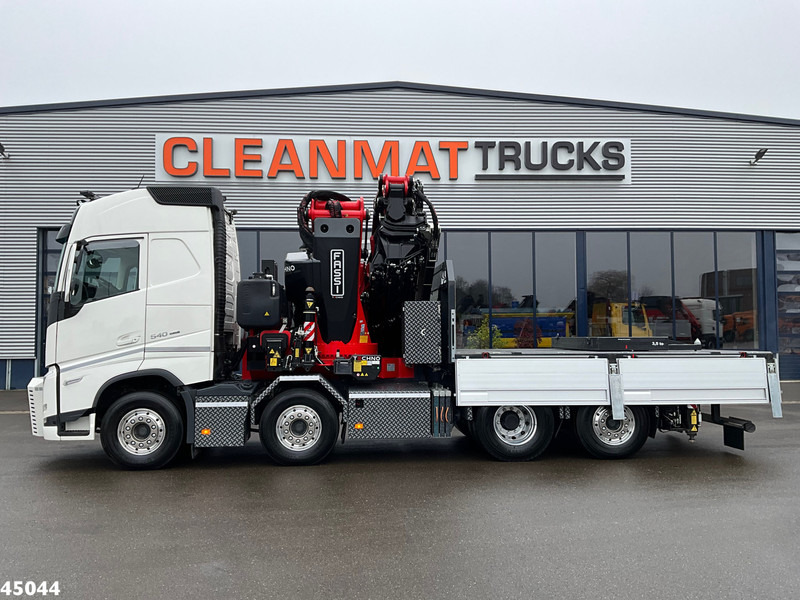 Volvo FH 540 8x2 Fassi 145 Tonmeter laadkraan + Fly-JIb Just 7.187 Km! Demo voertuig! - Kraanwagen: afbeelding 4 Volvo FH 540 8x2 Fassi 145 Tonmeter laadkraan + Fly-JIb Just 7.187 Km! Demo voertuig! - Kraanwagen: afbeelding 4