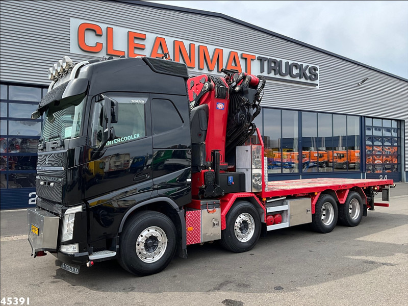 Volvo FH 540 8x4 HMF 85 Tonmeter laadkraan + Fly-Jib Just 222.786 km! - Kraanwagen: afbeelding 2 Volvo FH 540 8x4 HMF 85 Tonmeter laadkraan + Fly-Jib Just 222.786 km! - Kraanwagen: afbeelding 2