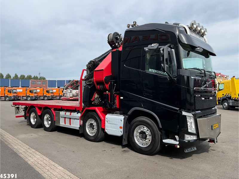 Volvo FH 540 8x4 HMF 85 Tonmeter laadkraan + Fly-Jib Just 222.786 km! - Kraanwagen: afbeelding 3 Volvo FH 540 8x4 HMF 85 Tonmeter laadkraan + Fly-Jib Just 222.786 km! - Kraanwagen: afbeelding 3