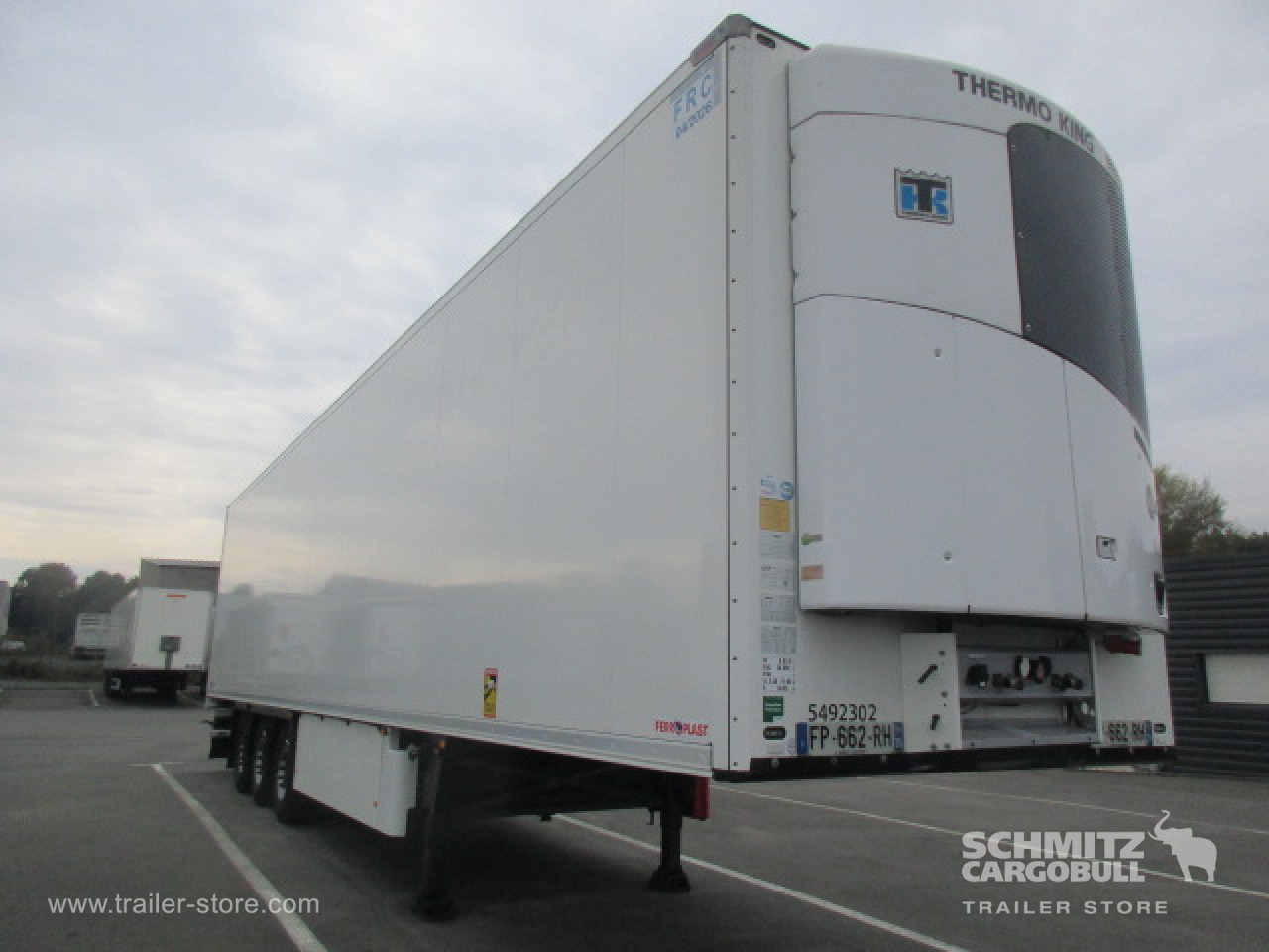 SCHMITZ Reefer Standard Double deck - Isotherm oplegger: afbeelding 1 SCHMITZ Reefer Standard Double deck - Isotherm oplegger: afbeelding 1