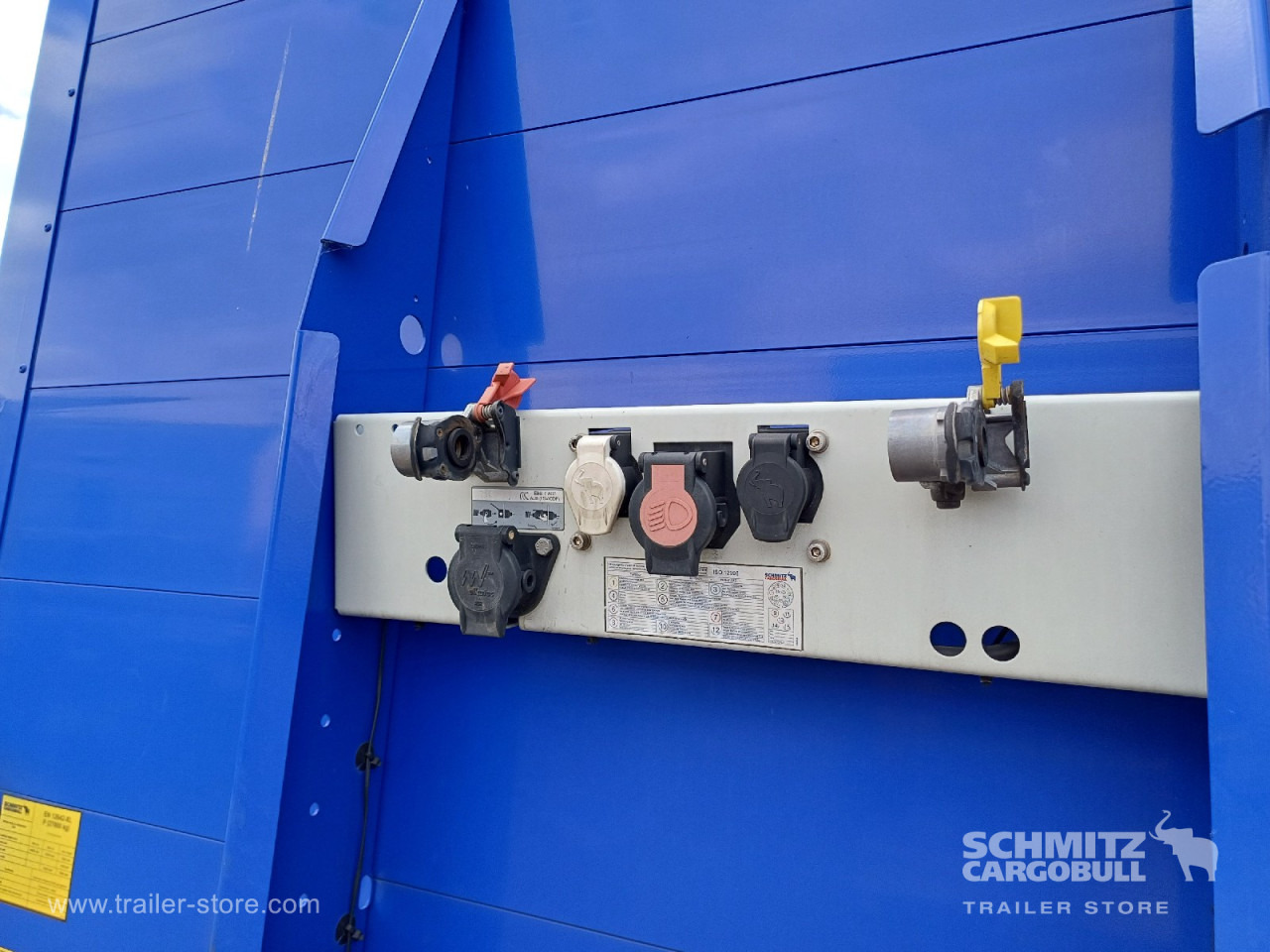 SCHMITZ Auflieger Curtainsider Mega - Schuifzeiloplegger: afbeelding 2 SCHMITZ Auflieger Curtainsider Mega - Schuifzeiloplegger: afbeelding 2