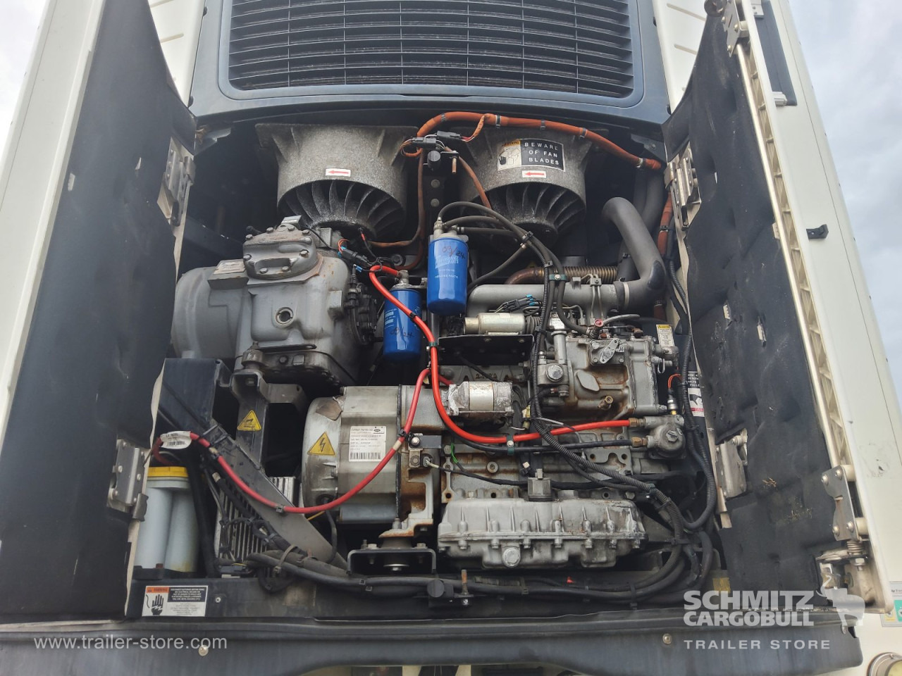 SCHMITZ Auflieger Tiefkühler Multitemp - Isotherm oplegger: afbeelding 2 SCHMITZ Auflieger Tiefkühler Multitemp - Isotherm oplegger: afbeelding 2