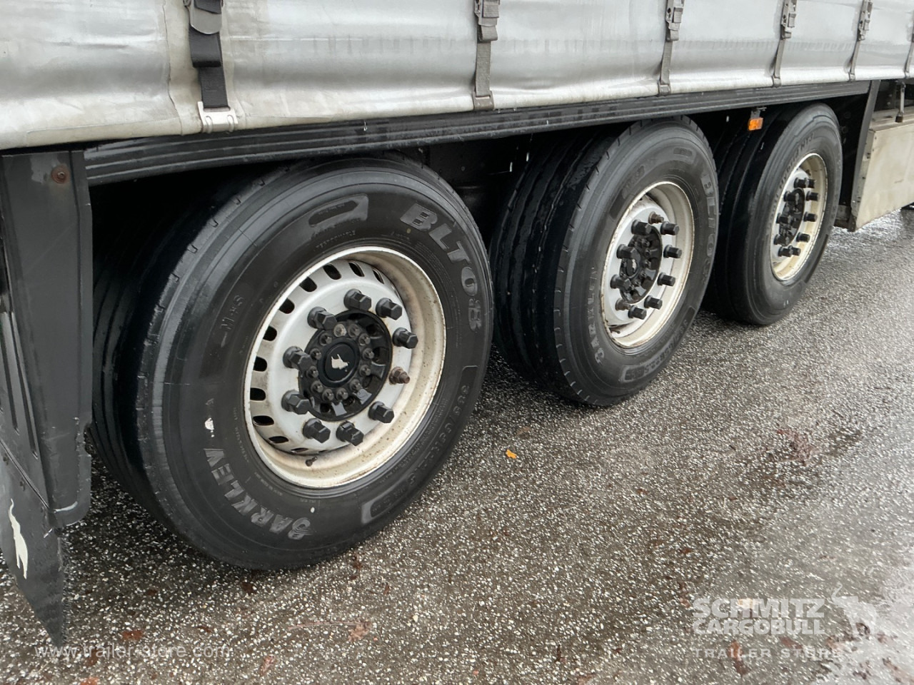 SCHMITZ Curtainsider Standard , Folding wall right - Schuifzeiloplegger: afbeelding 2 SCHMITZ Curtainsider Standard , Folding wall right - Schuifzeiloplegger: afbeelding 2