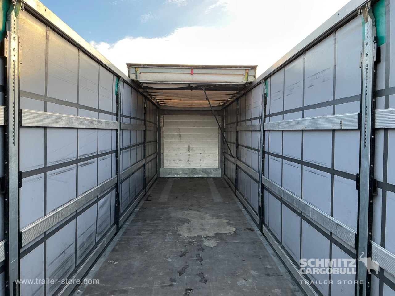 SCHMITZ Curtainsider Standard , Folding wall right - Schuifzeiloplegger: afbeelding 5 SCHMITZ Curtainsider Standard , Folding wall right - Schuifzeiloplegger: afbeelding 5