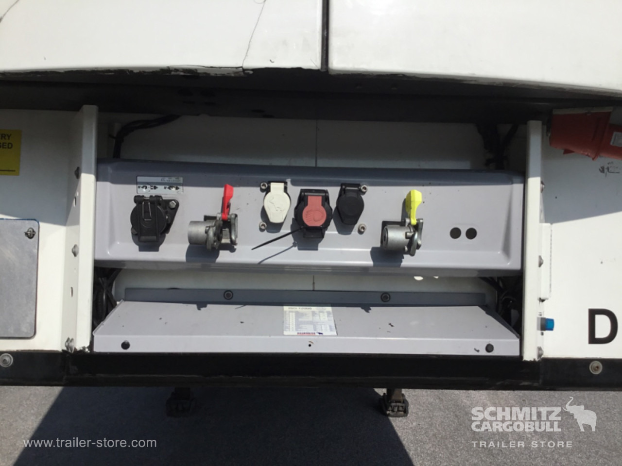 SCHMITZ Reefer Meat hanging system - Isotherm oplegger: afbeelding 4 SCHMITZ Reefer Meat hanging system - Isotherm oplegger: afbeelding 4