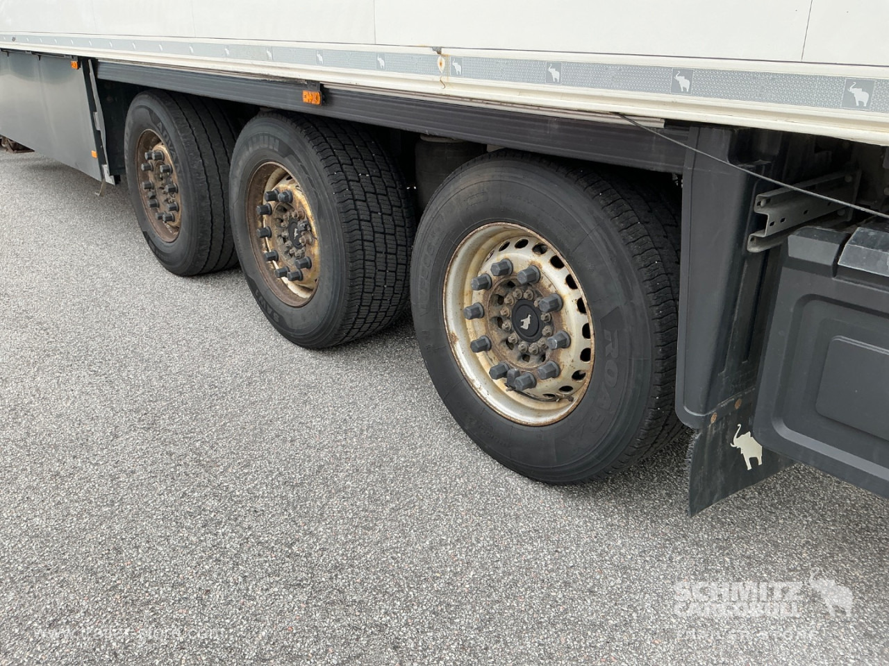 SCHMITZ Reefer Multitemp Double deck Taillift - Isotherm oplegger: afbeelding 5 SCHMITZ Reefer Multitemp Double deck Taillift - Isotherm oplegger: afbeelding 5