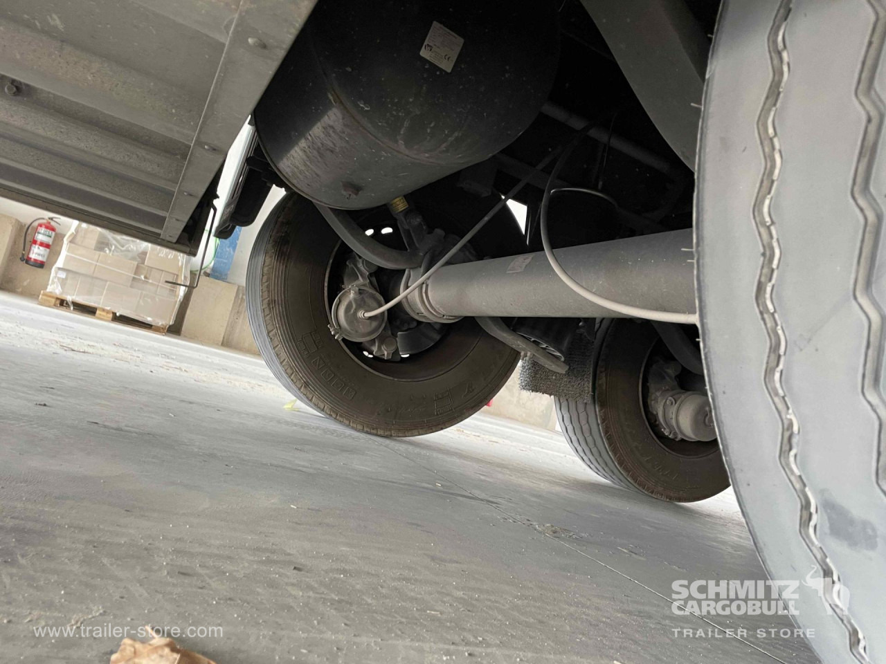 SCHMITZ Semiremolque Frigo Multitemperatura - Isotherm oplegger: afbeelding 3 SCHMITZ Semiremolque Frigo Multitemperatura - Isotherm oplegger: afbeelding 3