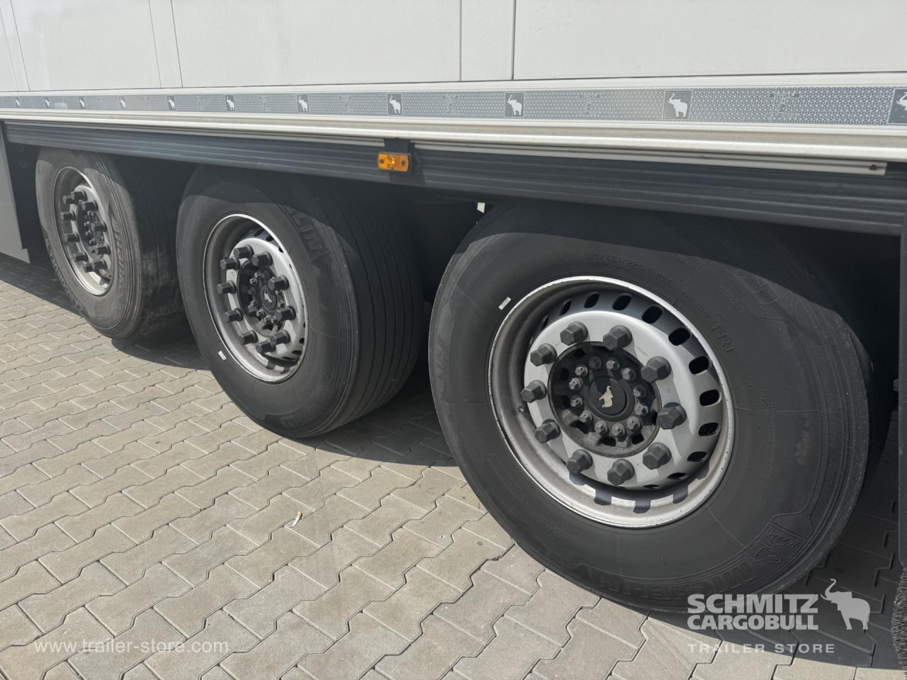 SCHMITZ Reefer Standard Double deck - Isotherm oplegger: afbeelding 2 SCHMITZ Reefer Standard Double deck - Isotherm oplegger: afbeelding 2