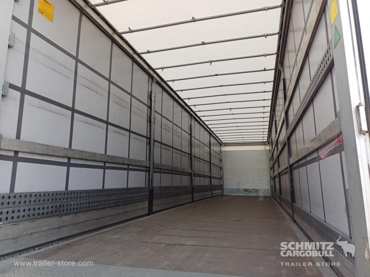 SCHMITZ Curtainsider Standard - Schuifzeiloplegger: afbeelding 4 SCHMITZ Curtainsider Standard - Schuifzeiloplegger: afbeelding 4