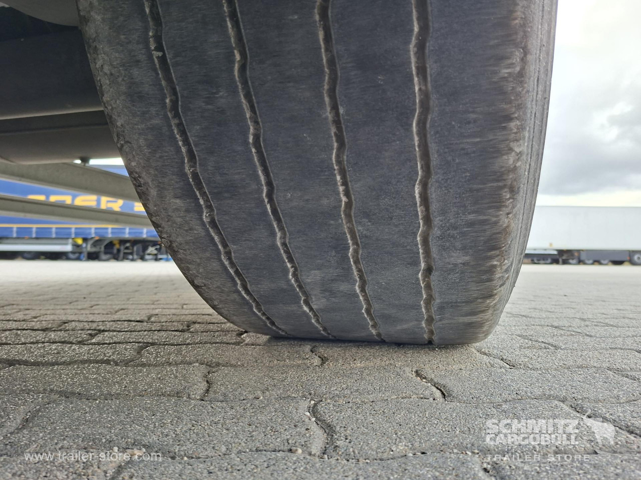 SCHMITZ Reefer Multitemp - Isotherm oplegger: afbeelding 5 SCHMITZ Reefer Multitemp - Isotherm oplegger: afbeelding 5