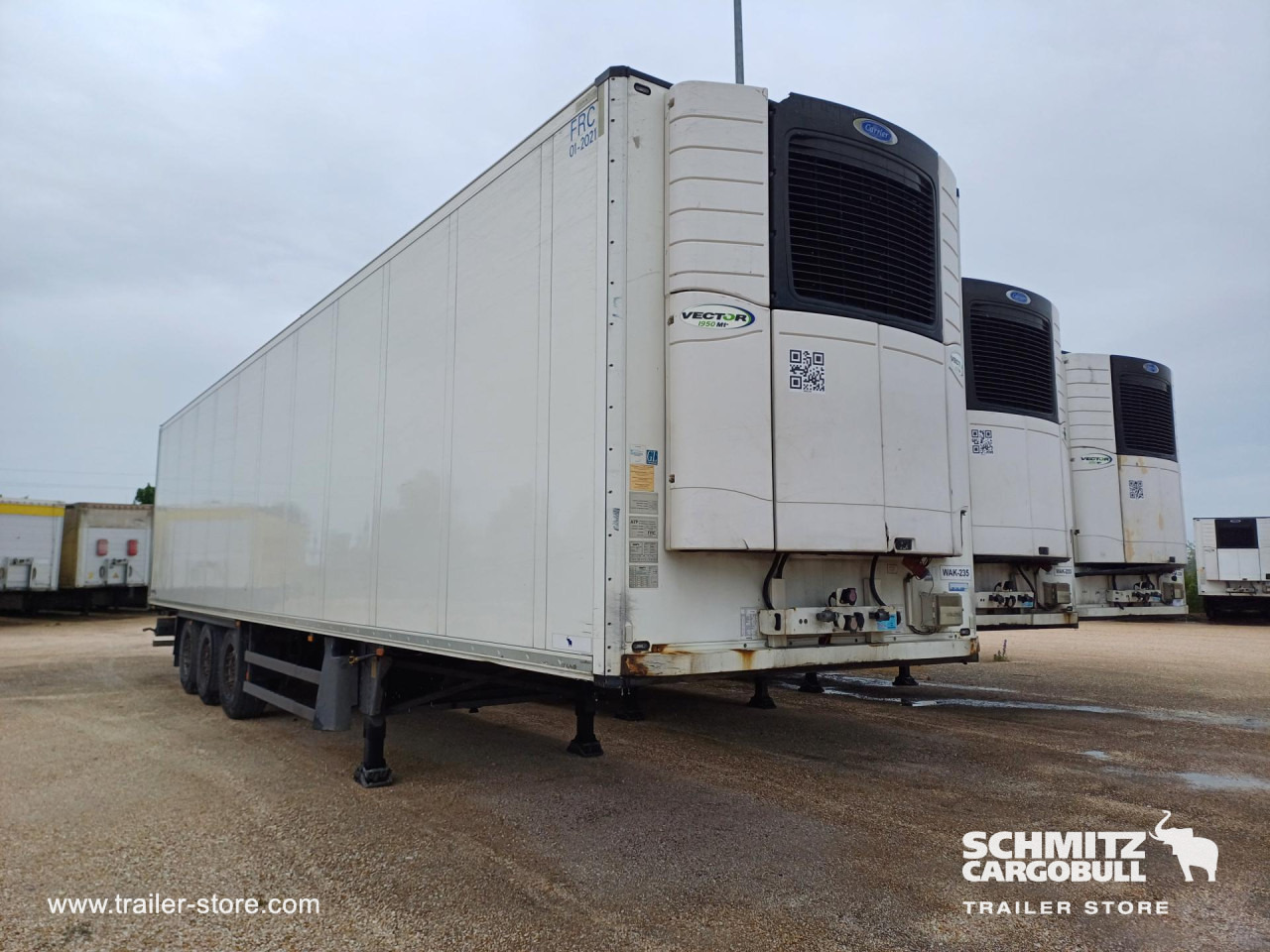 SCHMITZ Reefer Standard - Isotherm oplegger: afbeelding 1 SCHMITZ Reefer Standard - Isotherm oplegger: afbeelding 1