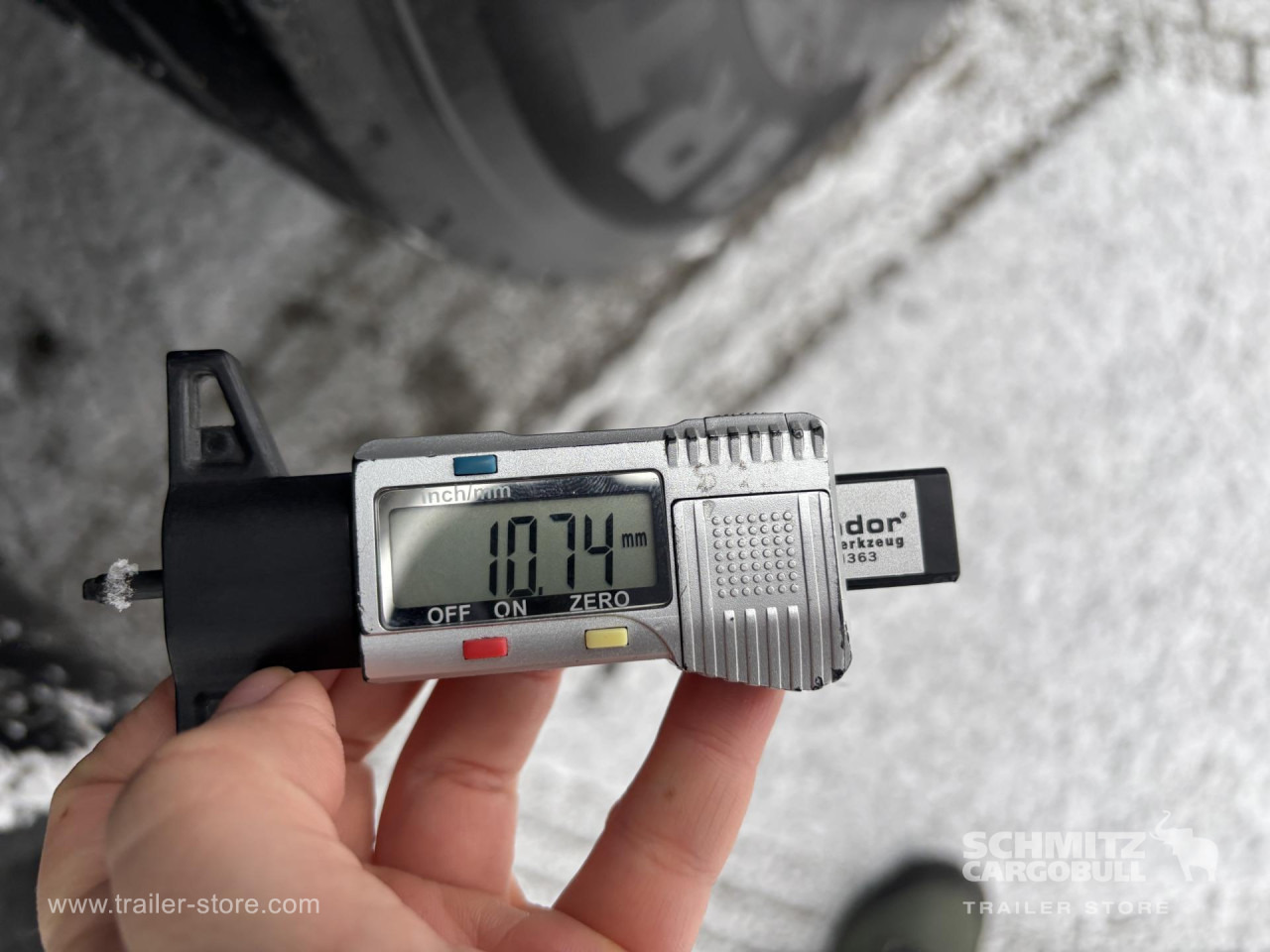 SCHMITZ Curtainsider Standard - Schuifzeiloplegger: afbeelding 4 SCHMITZ Curtainsider Standard - Schuifzeiloplegger: afbeelding 4