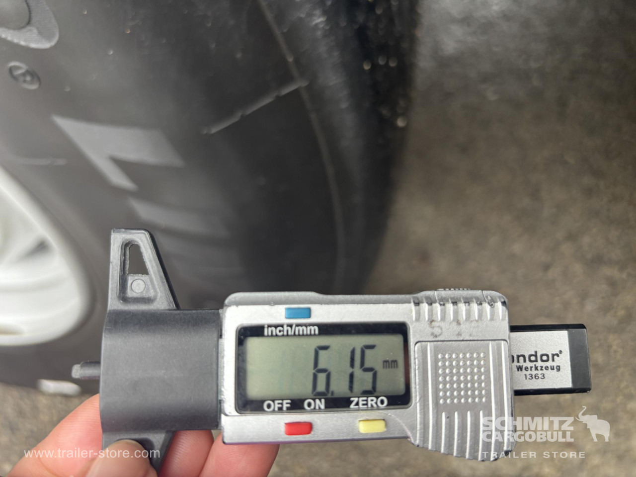 SCHMITZ Curtainsider Standard - Schuifzeiloplegger: afbeelding 2 SCHMITZ Curtainsider Standard - Schuifzeiloplegger: afbeelding 2