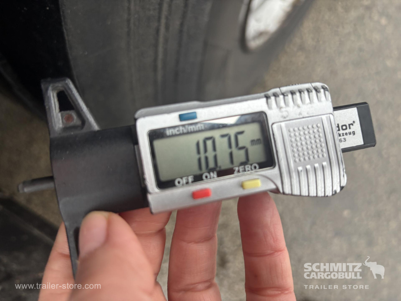 SCHMITZ Curtainsider Standard - Schuifzeiloplegger: afbeelding 4 SCHMITZ Curtainsider Standard - Schuifzeiloplegger: afbeelding 4