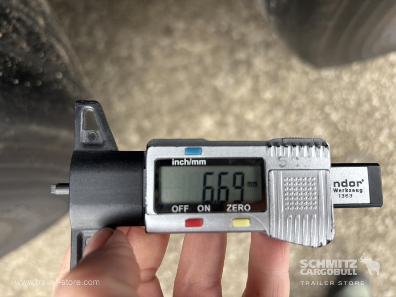 SCHMITZ Curtainsider Standard - Schuifzeiloplegger: afbeelding 2 SCHMITZ Curtainsider Standard - Schuifzeiloplegger: afbeelding 2