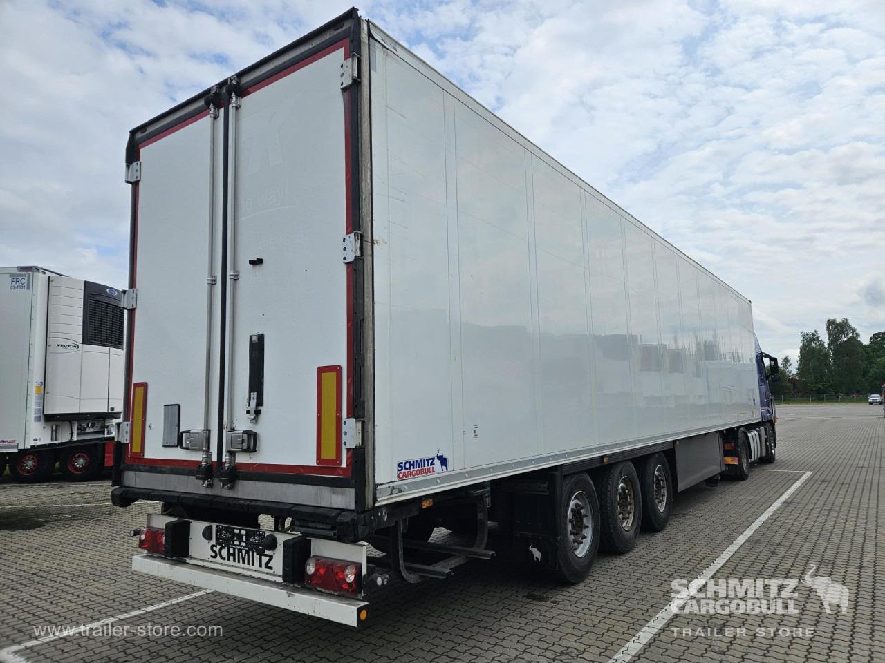 SCHMITZ Reefer Standard Double deck - Isotherm oplegger: afbeelding 1 SCHMITZ Reefer Standard Double deck - Isotherm oplegger: afbeelding 1