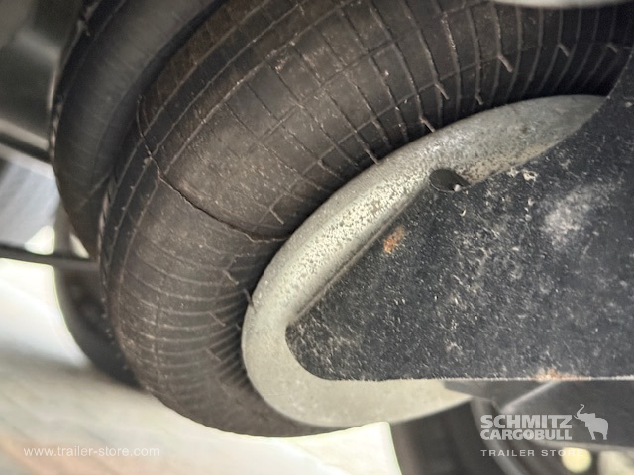 SCHMITZ Oplegger Vries Standard - Isotherm oplegger: afbeelding 3 SCHMITZ Oplegger Vries Standard - Isotherm oplegger: afbeelding 3