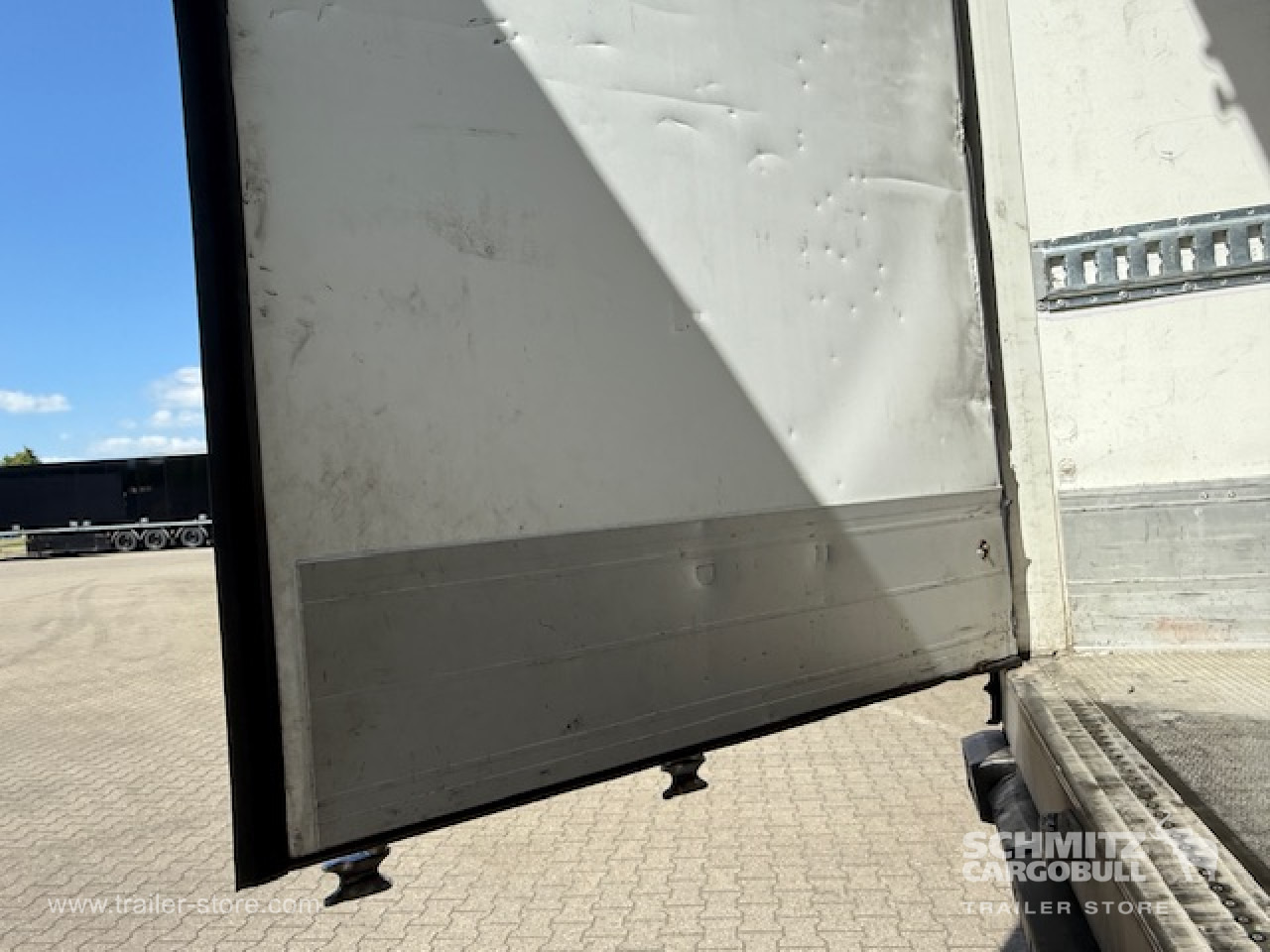 SCHMITZ Oplegger Vries Standard - Isotherm oplegger: afbeelding 3 SCHMITZ Oplegger Vries Standard - Isotherm oplegger: afbeelding 3