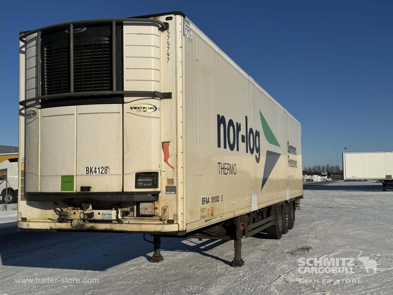 SCHMITZ Reefer Multitemp - Isotherm oplegger: afbeelding 1 SCHMITZ Reefer Multitemp - Isotherm oplegger: afbeelding 1