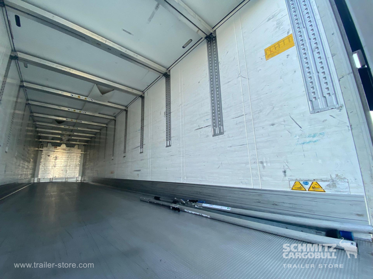 SCHMITZ Reefer Standard Double deck - Isotherm oplegger: afbeelding 2 SCHMITZ Reefer Standard Double deck - Isotherm oplegger: afbeelding 2